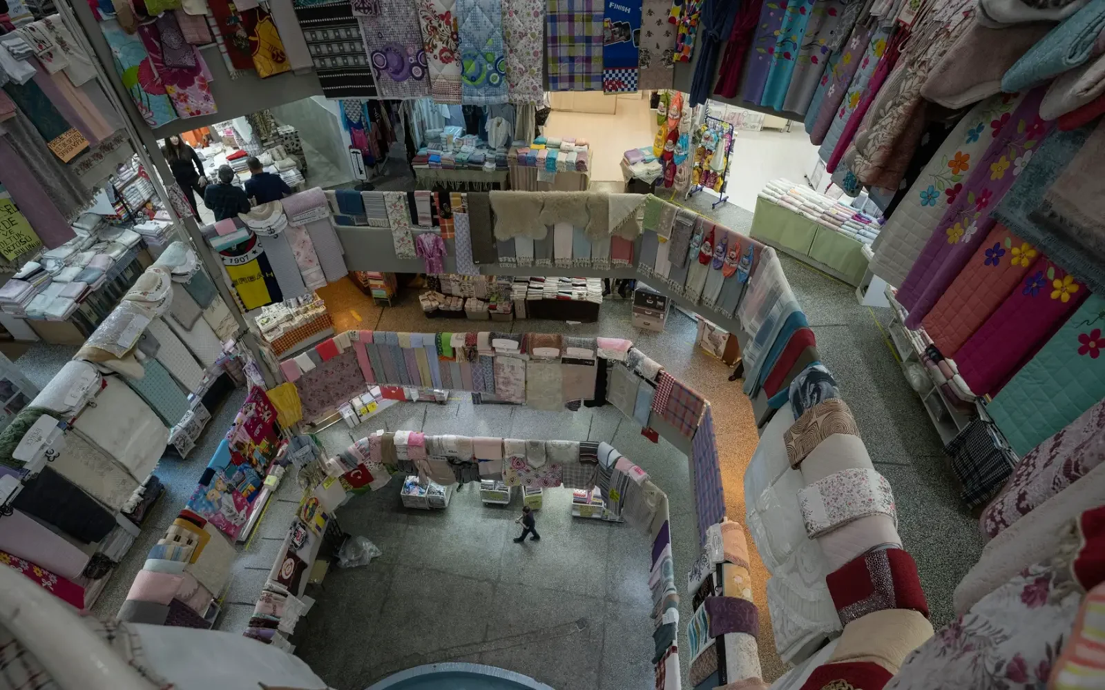 Denizli’nin Kalbinde Alışveriş ve Tarih: Babadağlılar Çarşısı