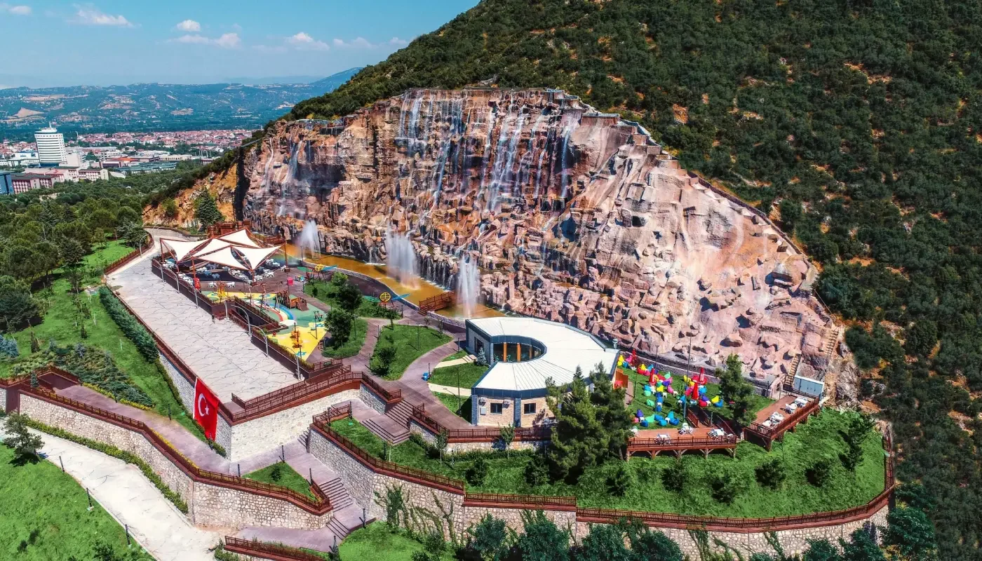 Pamukkale Belediyesi Seyir Tepesi: Denizli’nin Zirvesinde Bir Doğa Harikası